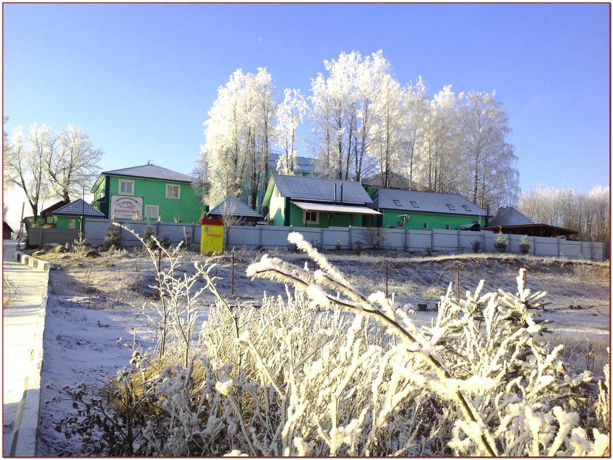 Hotel Dvoryanskoye Gnezdo Smolensk Exterior foto